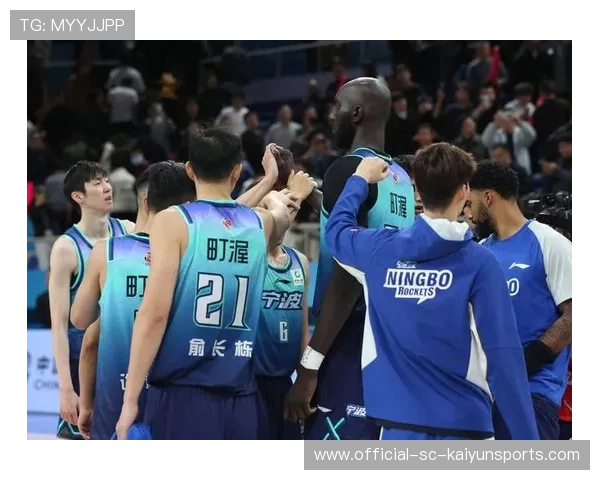 季后赛“爆冷门”不断，黑马队伍崛起引人关注！